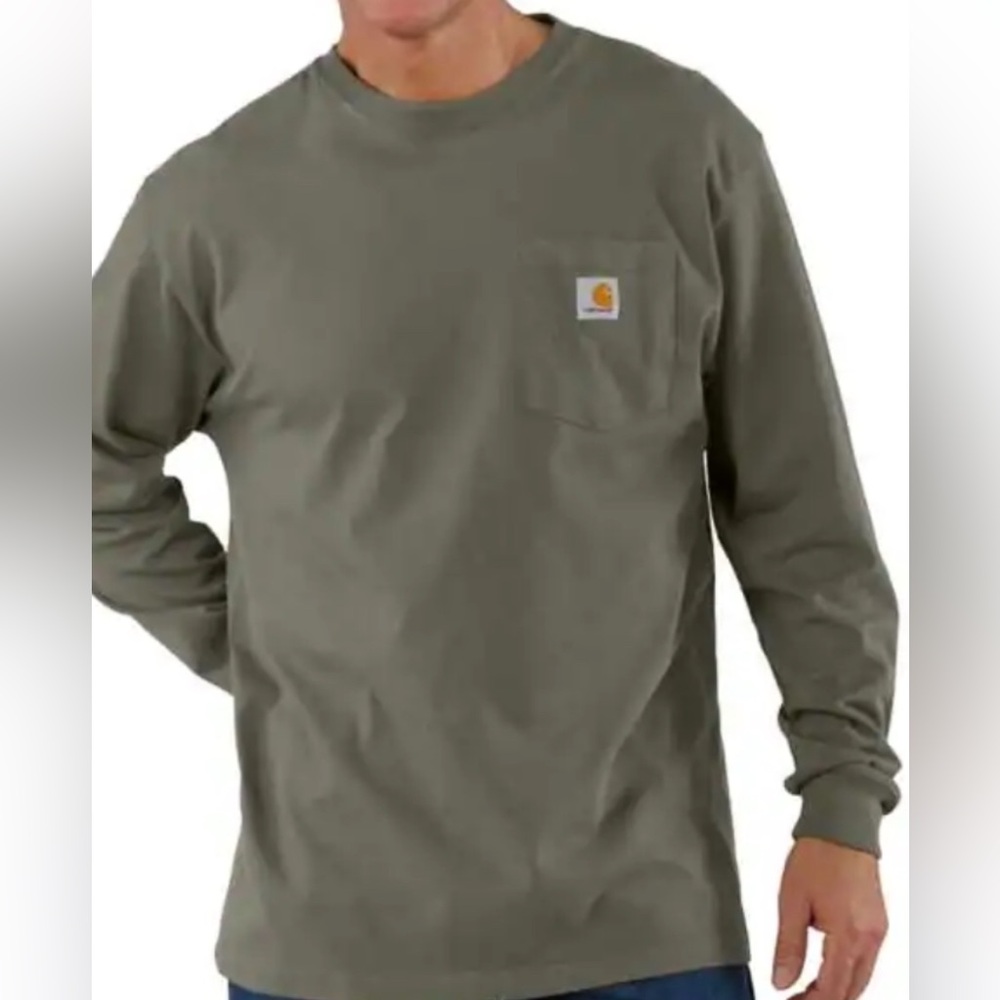 Carhartt long sleeve shirts size large 
Pre-owned in excellent condition